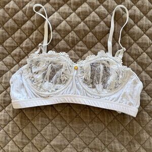 Gooseberry Intimates White Lace Underwire Bra, Sz.S